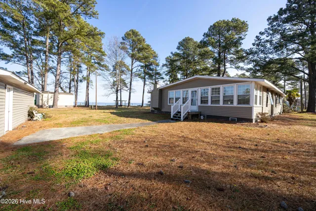 $445,000 | 2995 Hickory Point Road, Aurora, NC 27806