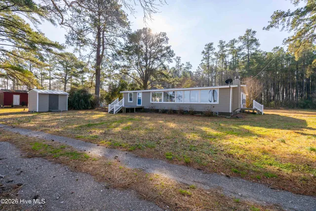 $445,000 | 2995 Hickory Point Road, Aurora, NC 27806