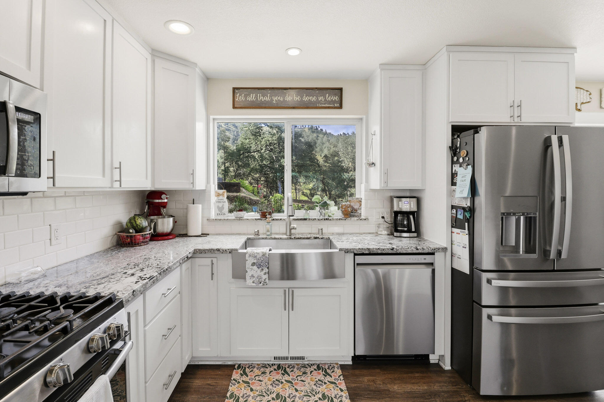 7300 Placer Road Redding, CA 96001 - Photo 7 of 54 Farm Sink