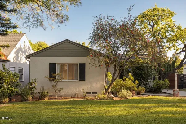 $1,025,000 | 2020 Casa Grande Street, Pasadena, CA 91104
