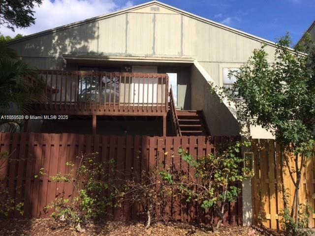 17 Crossings Circle, Unit E Boynton Beach, FL 33435 - Photo 1 of 20 a front view of a house