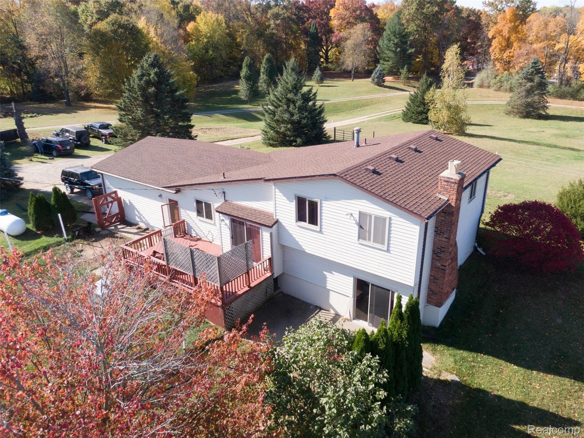 5353 Dutcher Road Howell, MI 48843 - Photo 2 of 8 5353 Dutcher Aerial back.jpg