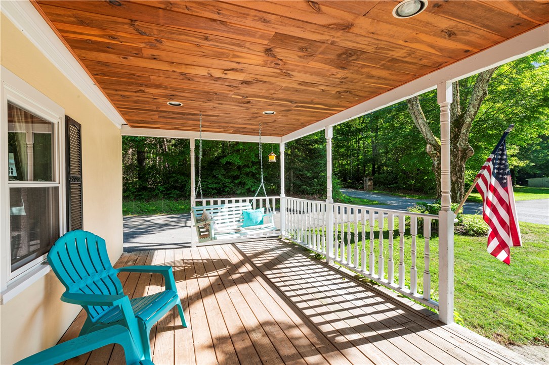 74 Maple Leaf Road Burrillville, RI 02826 - Photo 2 of 26
