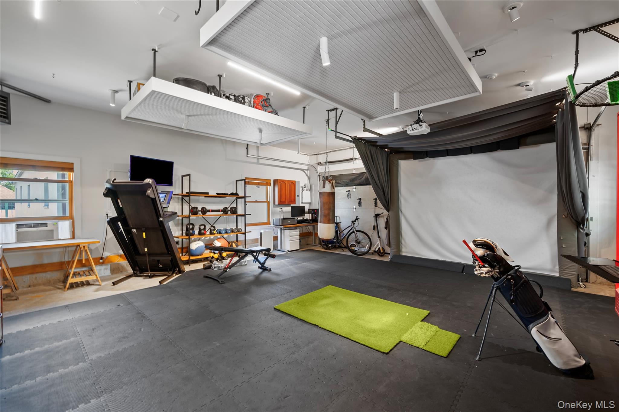 80 Maple Avenue Rye, NY 10580 - Photo 27 of 37 The Garagem Perfect for a Golf Simulator