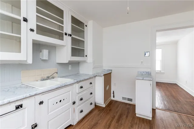 $1,600 | 189 Hamilton Drive, Unit 2, Amherst, NY 14226