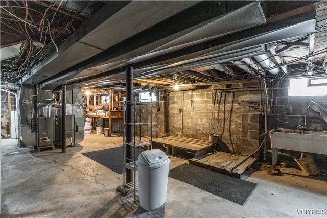 $1,600 | 189 Hamilton Drive, Unit 2, Amherst, NY 14226