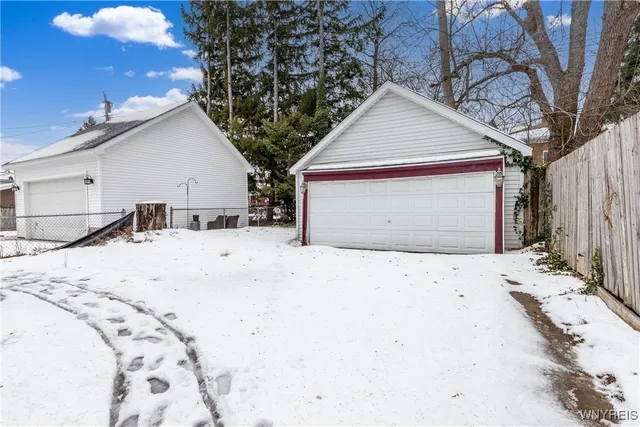 $1,600 | 189 Hamilton Drive, Unit 2, Amherst, NY 14226