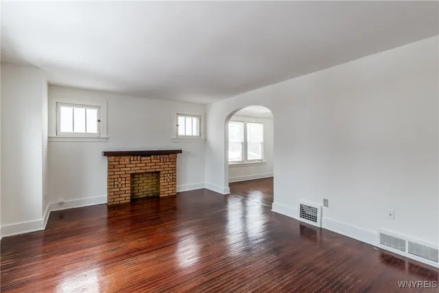 $1,600 | 189 Hamilton Drive, Unit 2, Amherst, NY 14226