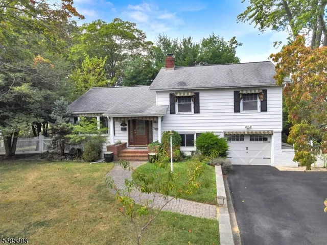 $800,000 | 2005 Nassau Drive, Spring Lake, NJ 07762