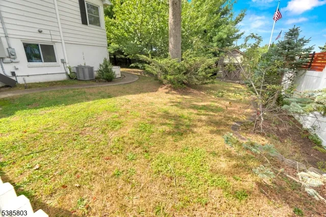 $800,000 | 2005 Nassau Drive, Spring Lake, NJ 07762