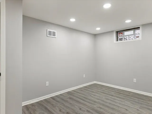 a view of empty room