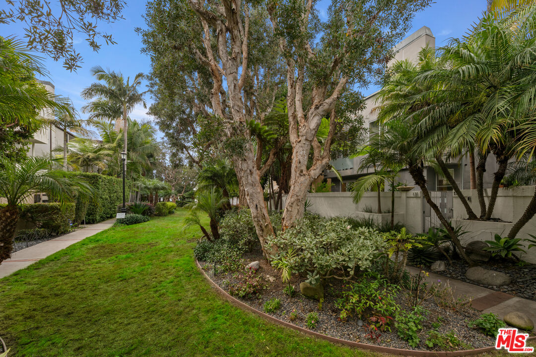 131 Mast Mall Marina del Rey, CA 90292 - Photo 35 of 38