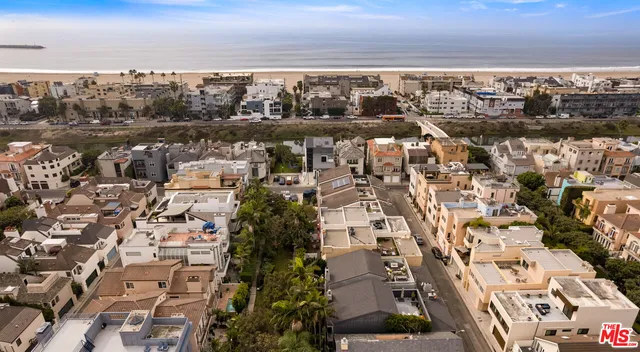 $16,500 | 131 Mast Mall, Marina del Rey, CA 90292