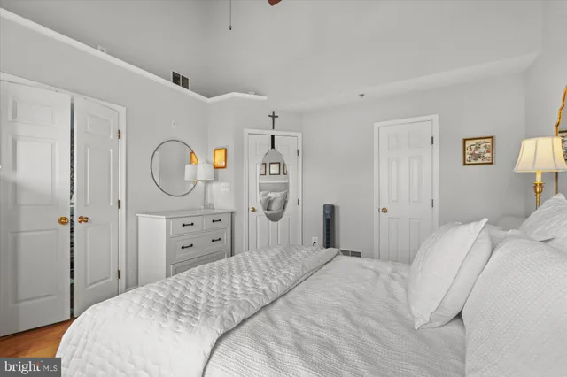 $869,900 | 326 Cameron Station Boulevard, Alexandria, VA 22304