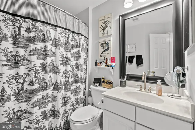 $869,900 | 326 Cameron Station Boulevard, Alexandria, VA 22304