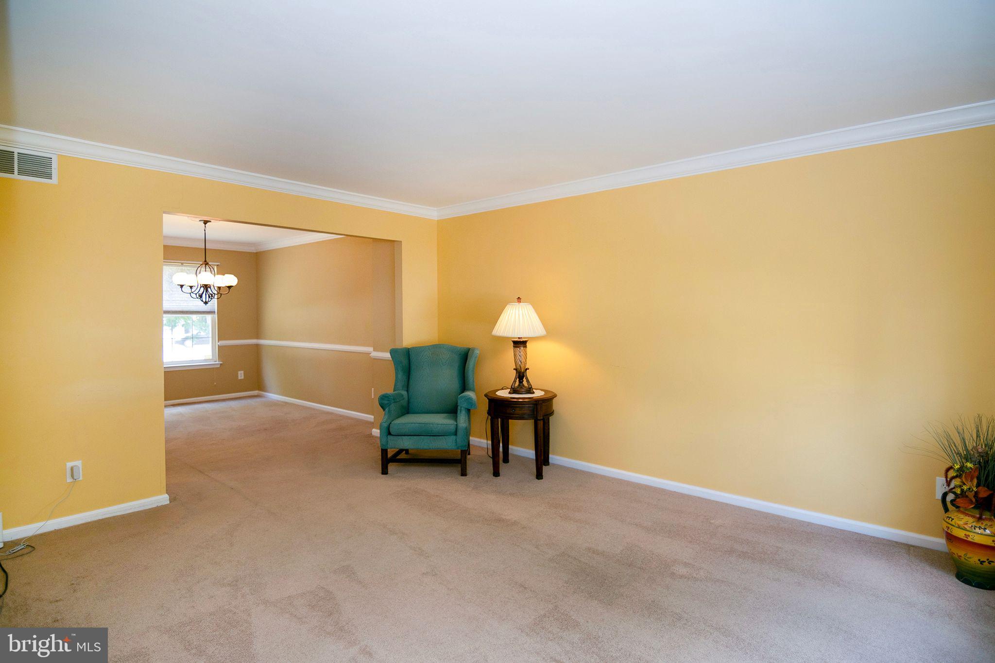 34 Chestertown Road Sicklerville, NJ 08081 - Photo 19 of 52 Living Room: Carpeted, Front of house