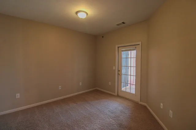 $1,975 | 2037 Telfair Way, Charleston, SC 29412