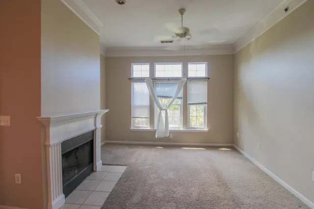 $1,975 | 2037 Telfair Way, Charleston, SC 29412