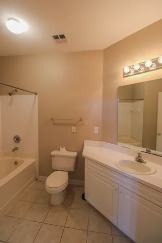 $1,975 | 2037 Telfair Way, Charleston, SC 29412