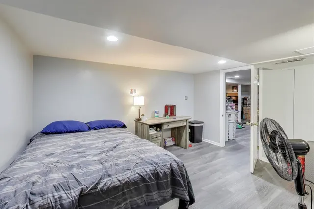 $500,000 | 5935 West Henderson Street, Chicago, IL 60634