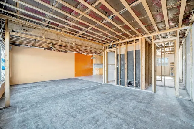 $640,000 | 15 Seaside Court, Holmes Beach, FL 34217