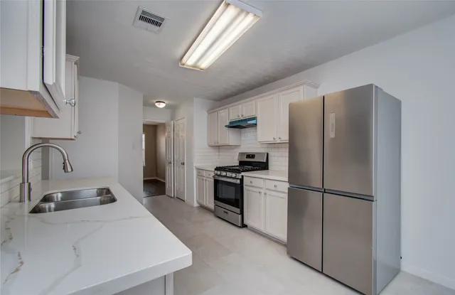 $2,500 | 13114 Sleepy Creek Meadows, Houston, TX 77083