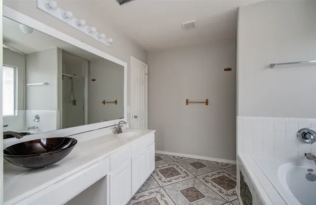 $2,500 | 13114 Sleepy Creek Meadows, Houston, TX 77083