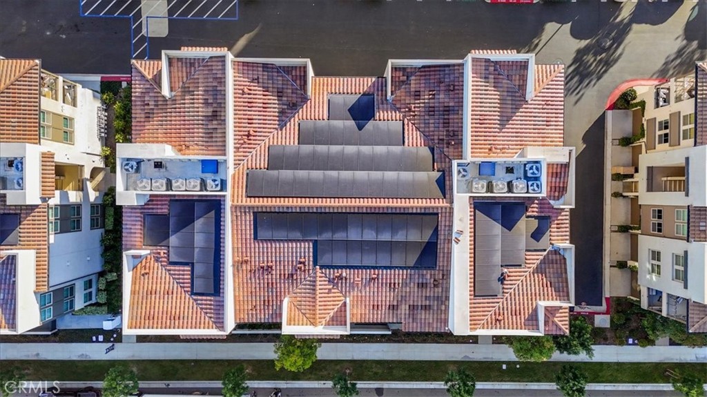 1201 Lasso Way Rancho Mission Viejo, CA 92694 - Photo 36 of 54 a front view of a multi story building