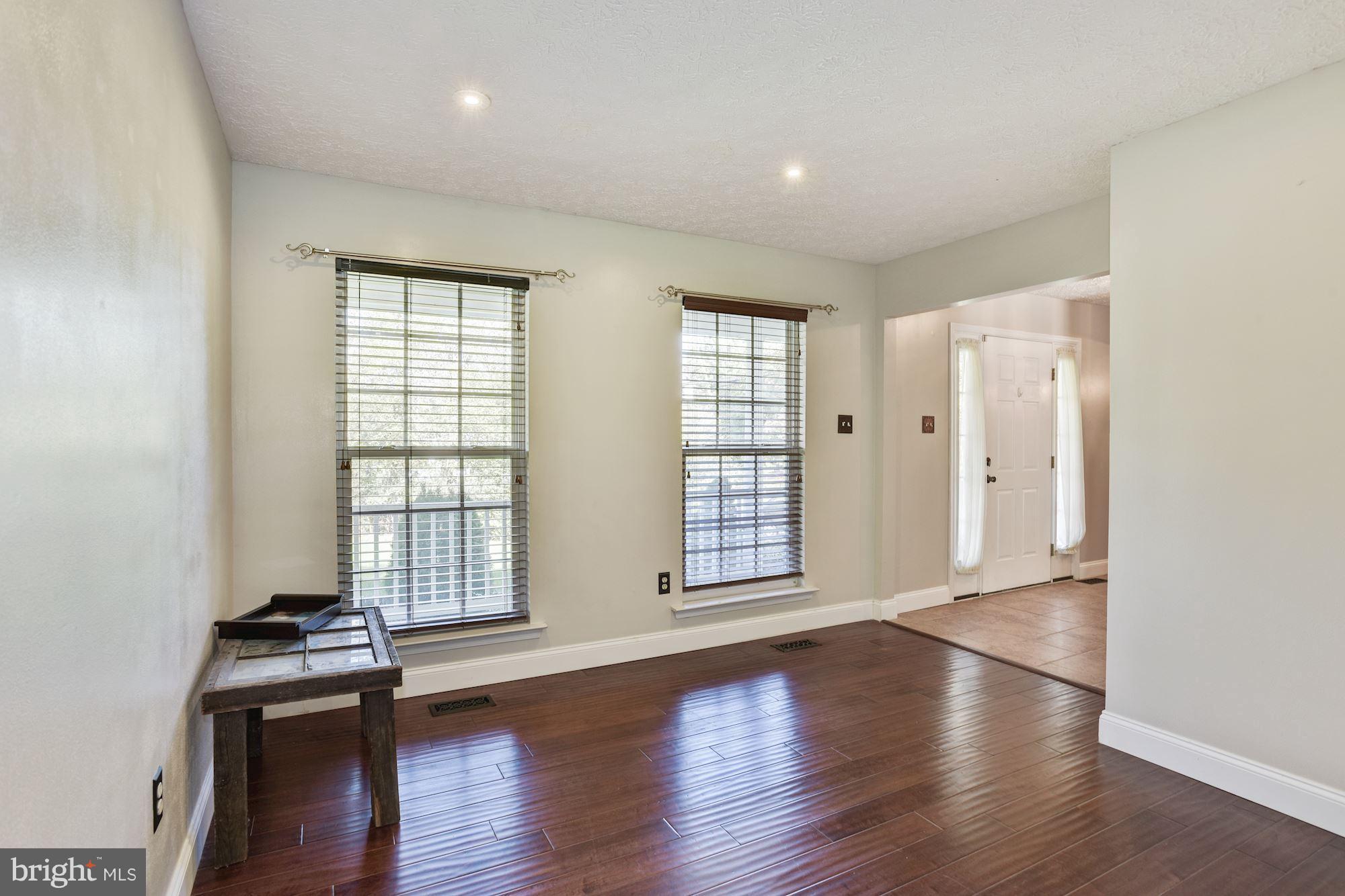 79 Red Toad Road North East, MD 21901 - Photo 4 of 28 Living Room