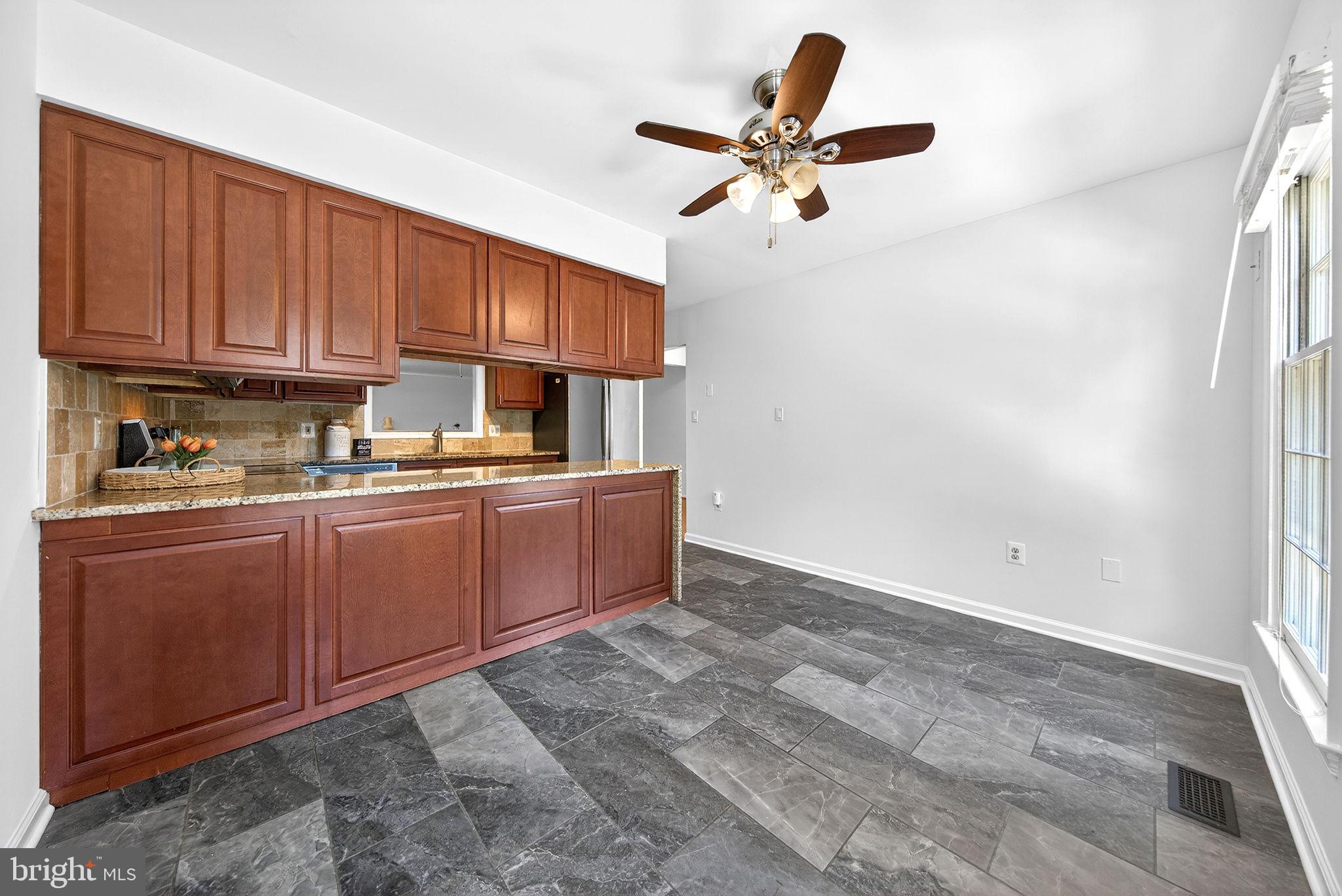 4867 Carriagepark Road Fairfax, VA 22032 - Photo 30 of 50
