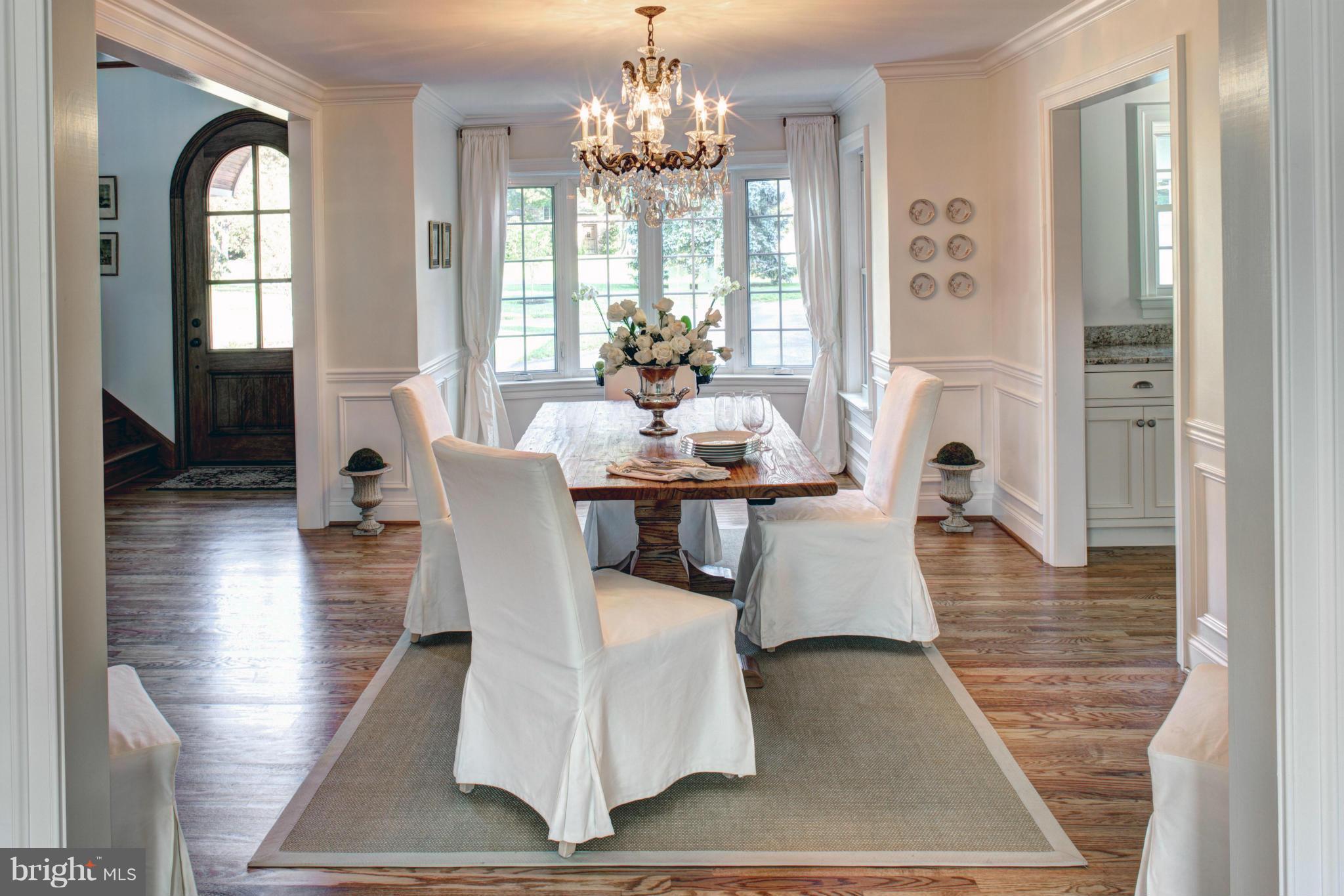 607 St Francis Road Baltimore, MD 21286 - Photo 8 of 30 Dining Room