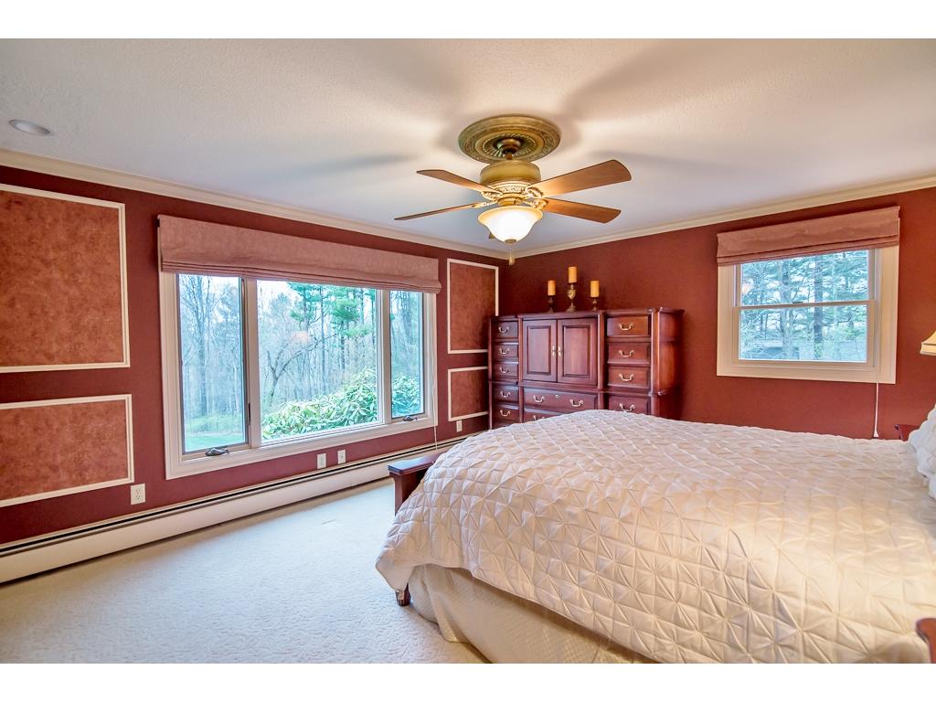 8 Woodside Way Atkinson, NH 03811 - Photo 15 of 34