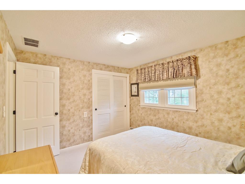 8 Woodside Way Atkinson, NH 03811 - Photo 20 of 34