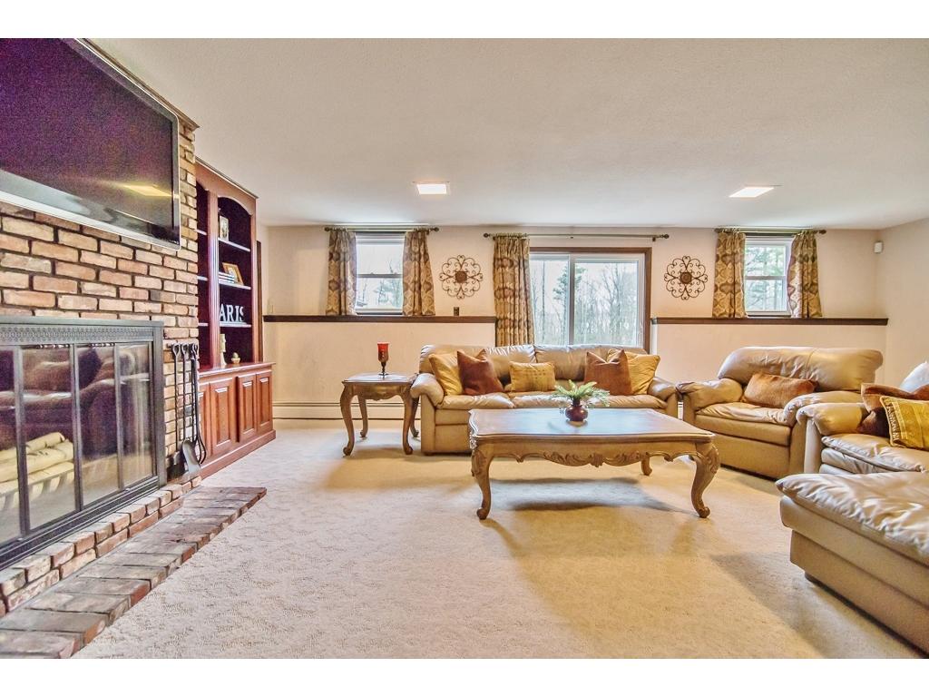 8 Woodside Way Atkinson, NH 03811 - Photo 24 of 34