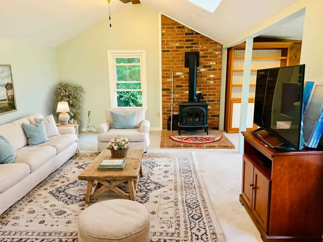 $699,000 | 194 Algonquin Road, Enfield, NH 03748