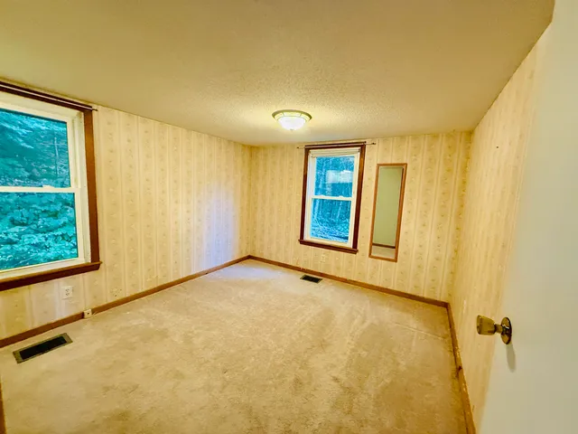 $699,000 | 194 Algonquin Road, Enfield, NH 03748