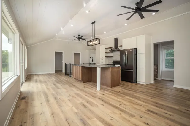 $699,000 | 7591 Lake Ida Way Northwest, Alexandria, MN 56308