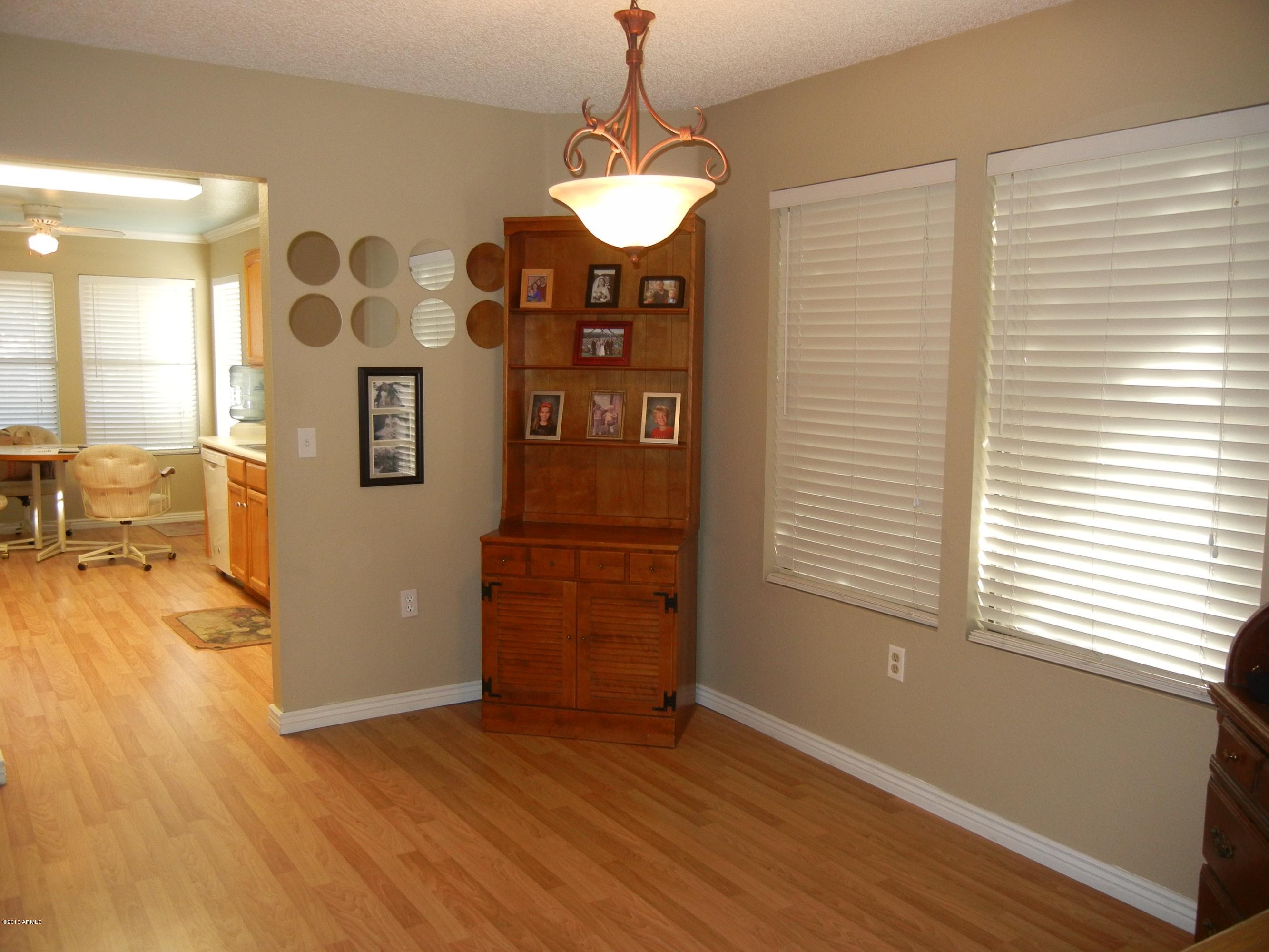 1525 East Mineral Road Gilbert, AZ 85234 - Photo 4 of 21 Formal Dining