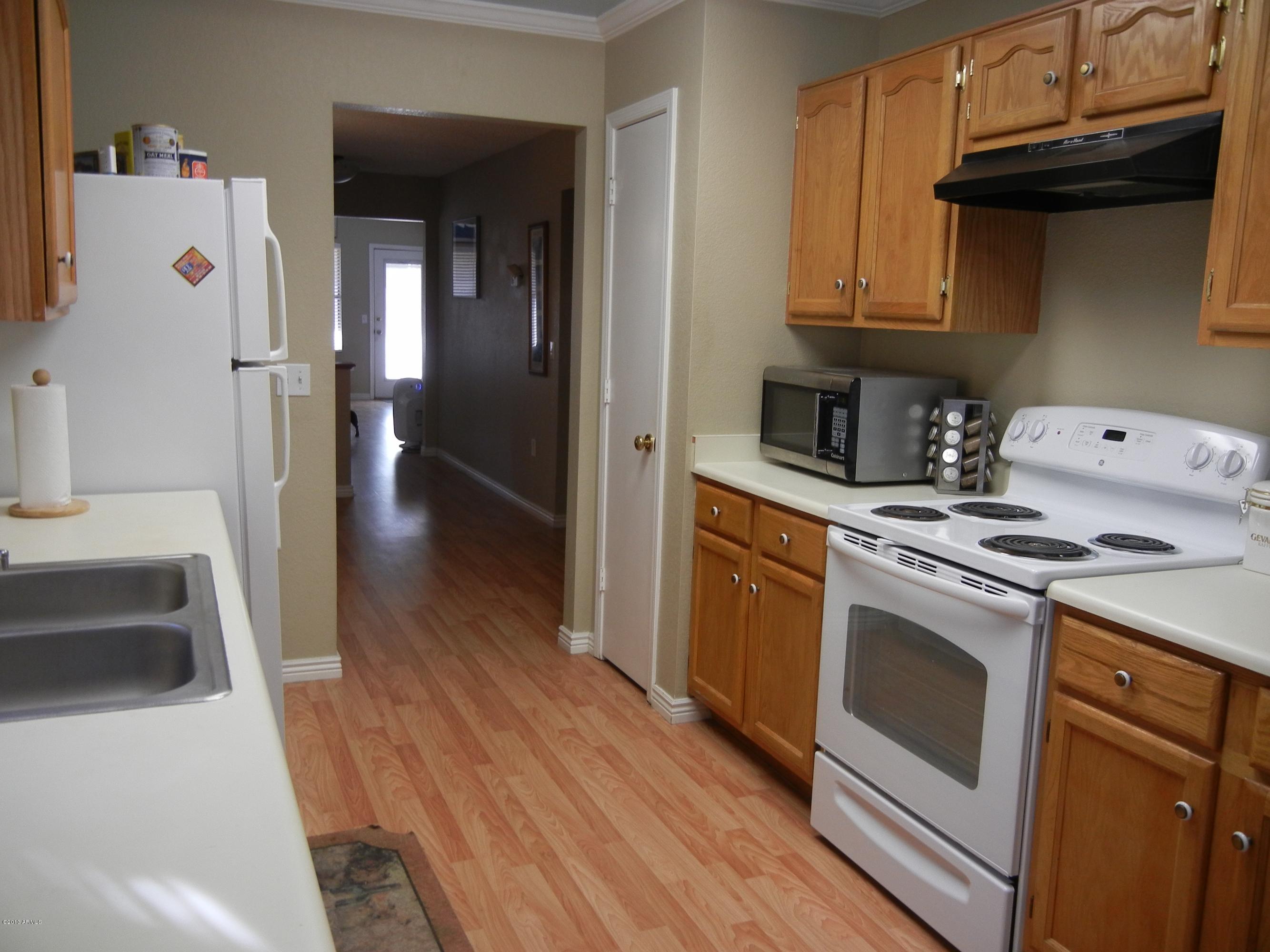 1525 East Mineral Road Gilbert, AZ 85234 - Photo 7 of 21 Kitchen 4