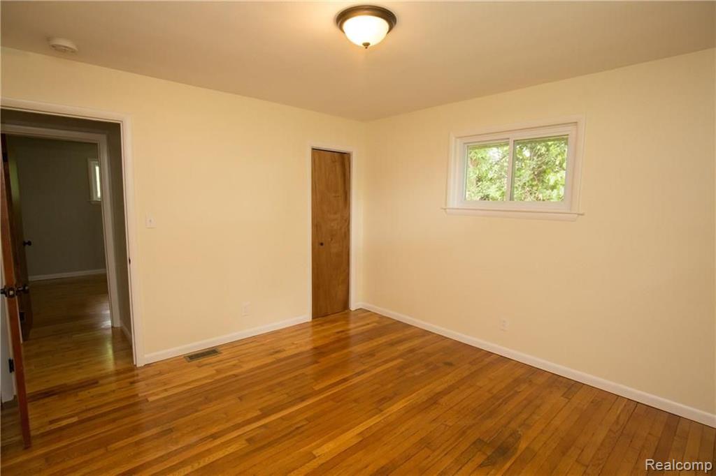 2903 West Auburn Road Rochester Hills, MI 48309 - Photo 23 of 36