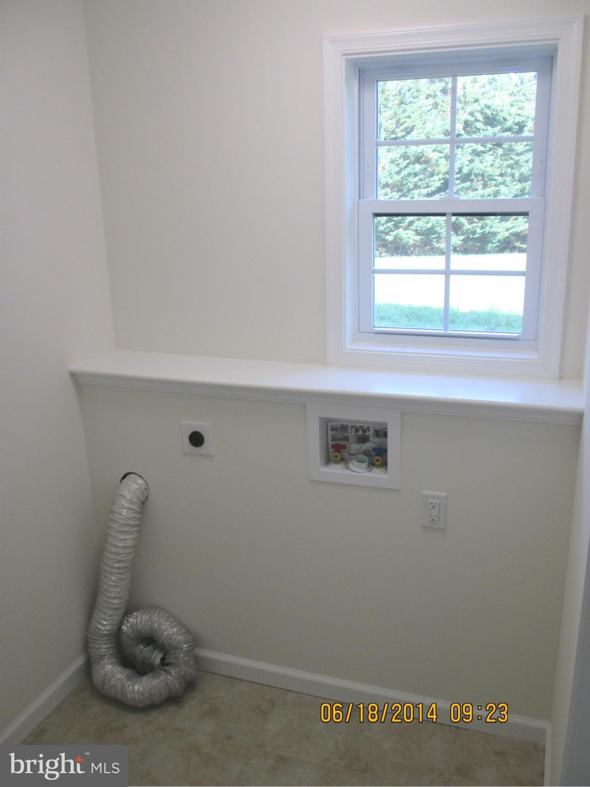 3949 Ridge Road Westminster, MD 21157 - Photo 24 of 29 Interior (General)