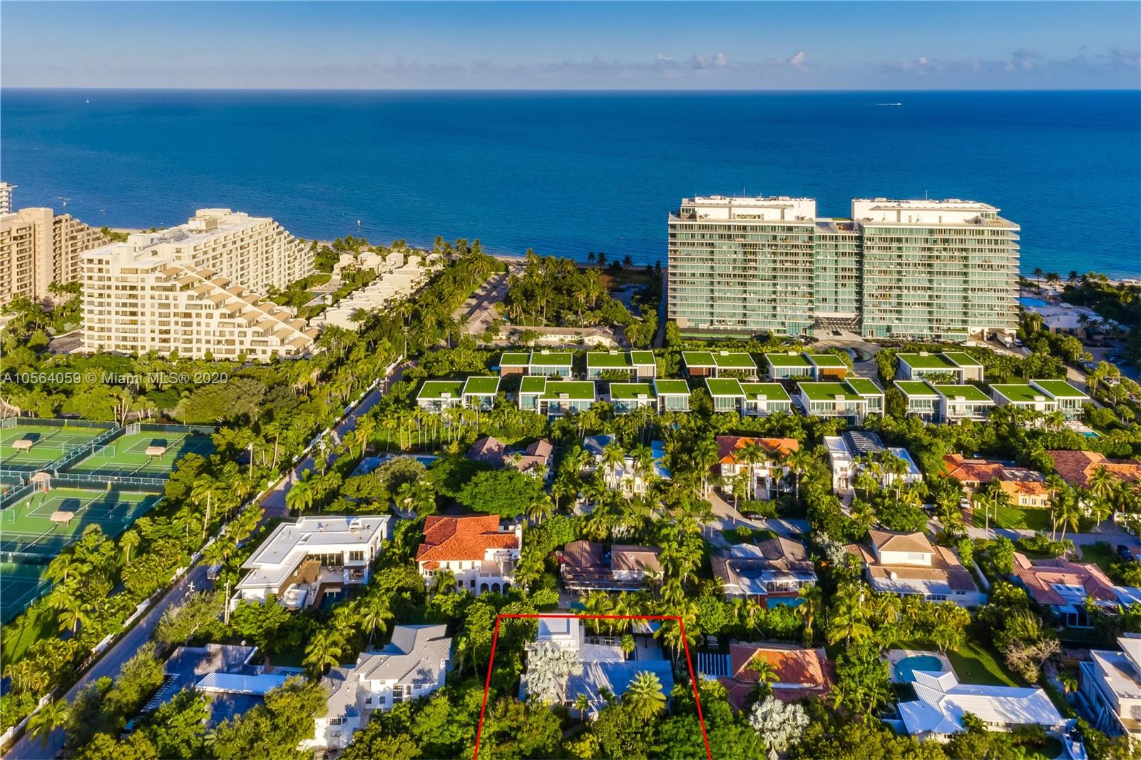 335 Pacific Road Key Biscayne, FL 33149 - Photo 45 of 50 a view of a city