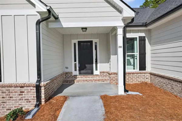 $519,900 | 203 Nativity Cove, Bethlehem, GA 30680