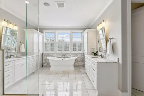 $3,795,000 | 20455 Park Place, Excelsior, MN 55331