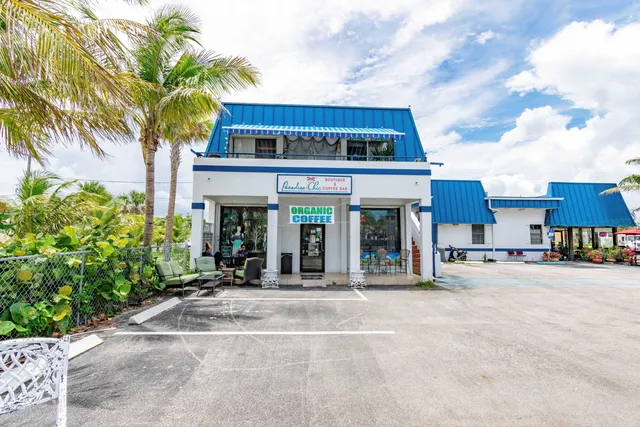 a view of a house with outdoor space