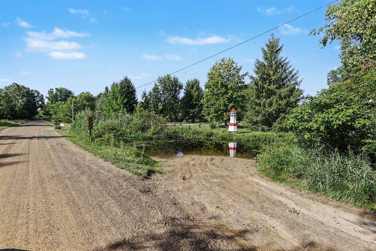 64795 Cassopolis Road Cassopolis, MI 49031 - Photo 27 of 37 Gallery Image 27