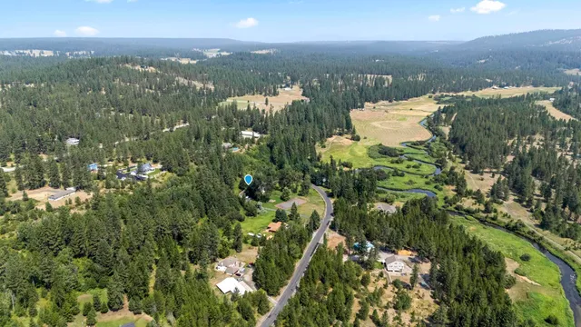$700,000 | 28921 North River Estates Drive, Chattaroy, WA 99003