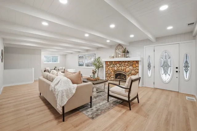 $700,000 | 28921 North River Estates Drive, Chattaroy, WA 99003