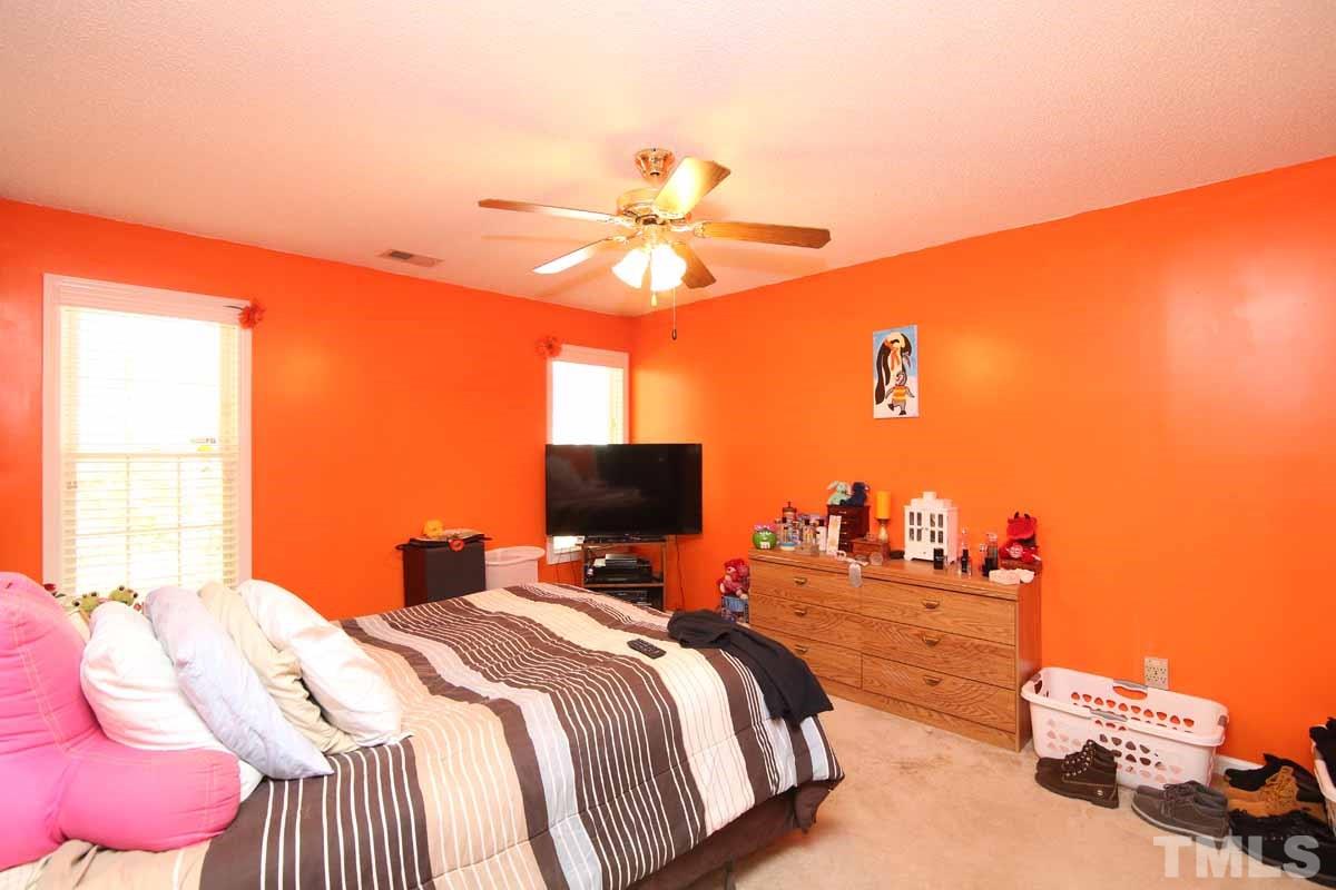 4024 Mindspring Drive Raleigh, NC 27610 - Photo 12 of 25 Gallery Image 12