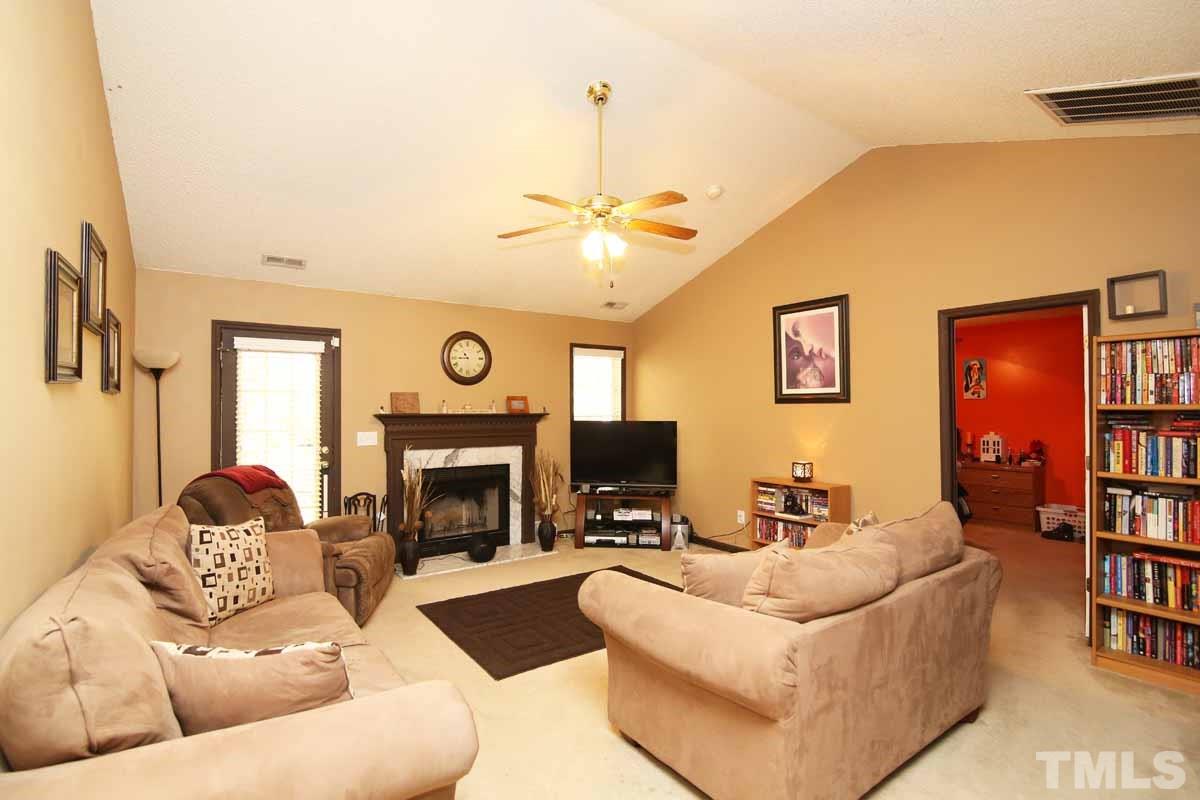 4024 Mindspring Drive Raleigh, NC 27610 - Photo 8 of 25 Gallery Image 8